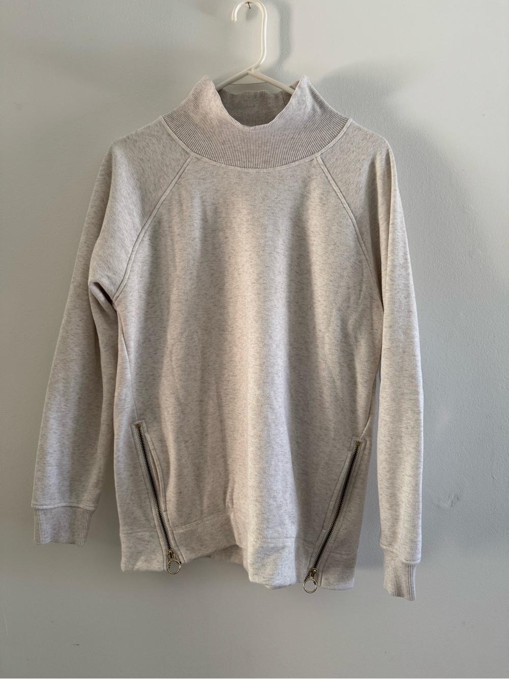 Athleta Women's Light Gray Turtleneck Zip-Hem Sweater